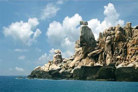 review-mui-doi-nha-trang-diem-den-hap-dan-noi-cuc-dong-to-quoc_Mũi Đôi Nha Trang.jpg
