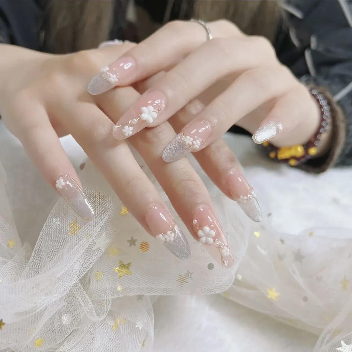 top-26-dia-chi-lam-nail-dep-re-va-noi-tieng-tai-tphcm-tiki_3336b80ab749dce34f1d1ad29c336e06.jpg