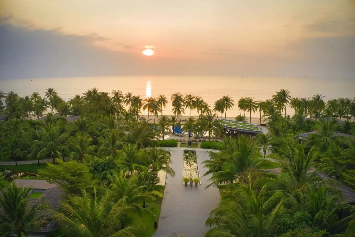 Breathtaking sunrise view at Novotel Phu Quoc Resort with endless ocean scenery.