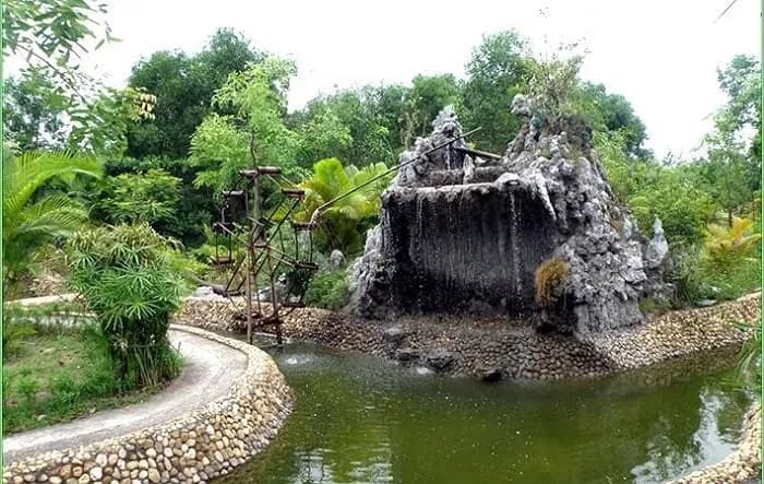 The peaceful scenery of Tien Lang Hot Spring, surrounded by lush nature.