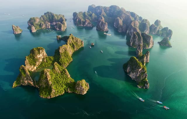 Aerial Tours and Helicopter Rides