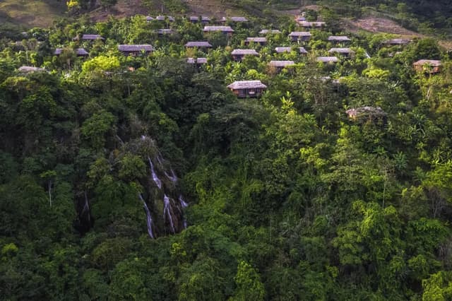 Luxury Lodges